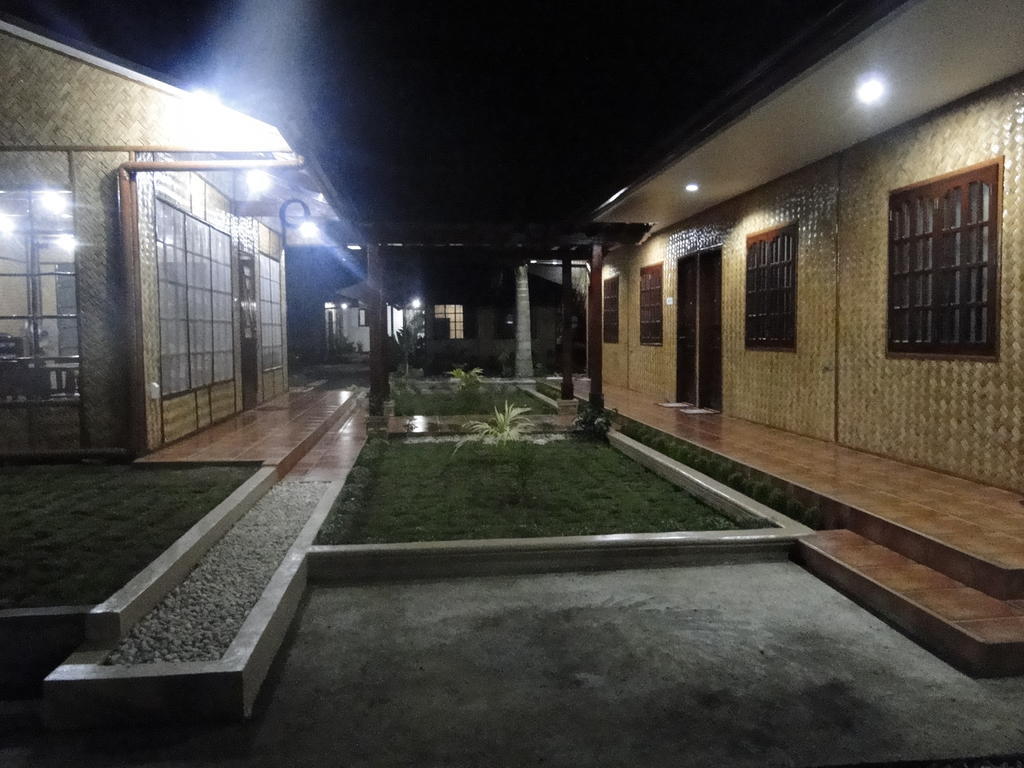 Susan'S Place Bed And Breakfast Puerto Princesa Εξωτερικό φωτογραφία